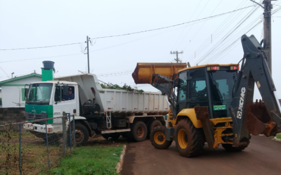 Novo Barreiro intensifica limpeza urbana e reforça manutenção em diversos pontos da cidade