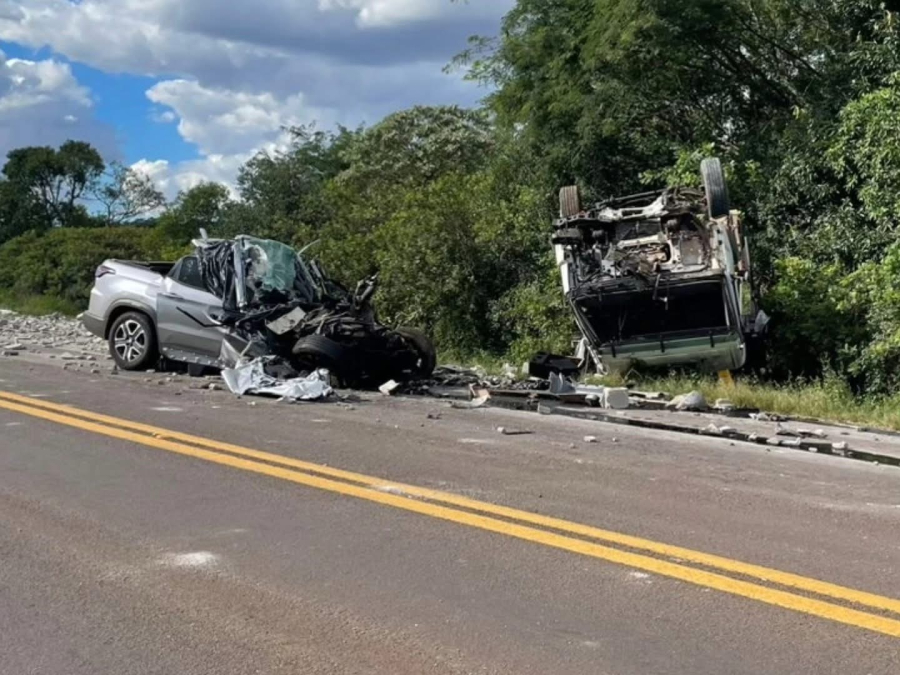 Grave acidente na BR-386 deixa mãe e filho mortos entre Carazinho e Sarandi